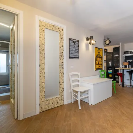 Ht Movie Flat Bilo *