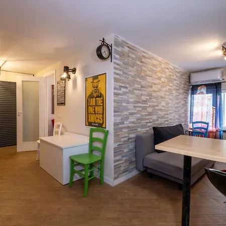 Ht Movie Flat Bilo * Róma